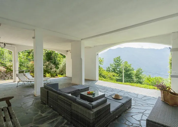 View By Rent Feriehus Cernobbio